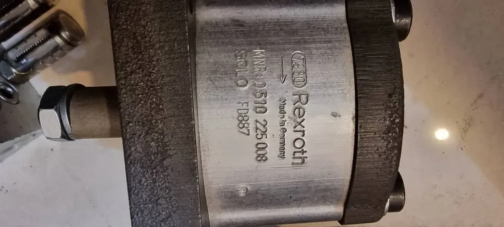 7930.  MNR:0510 225 008